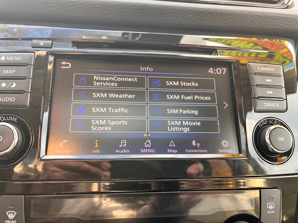 2018 Nissan Rogue Image 32