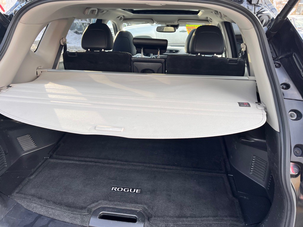 2018 Nissan Rogue Image 47