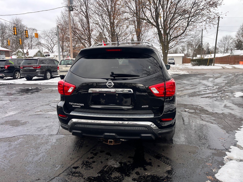 2018 Nissan Pathfinder Image 6