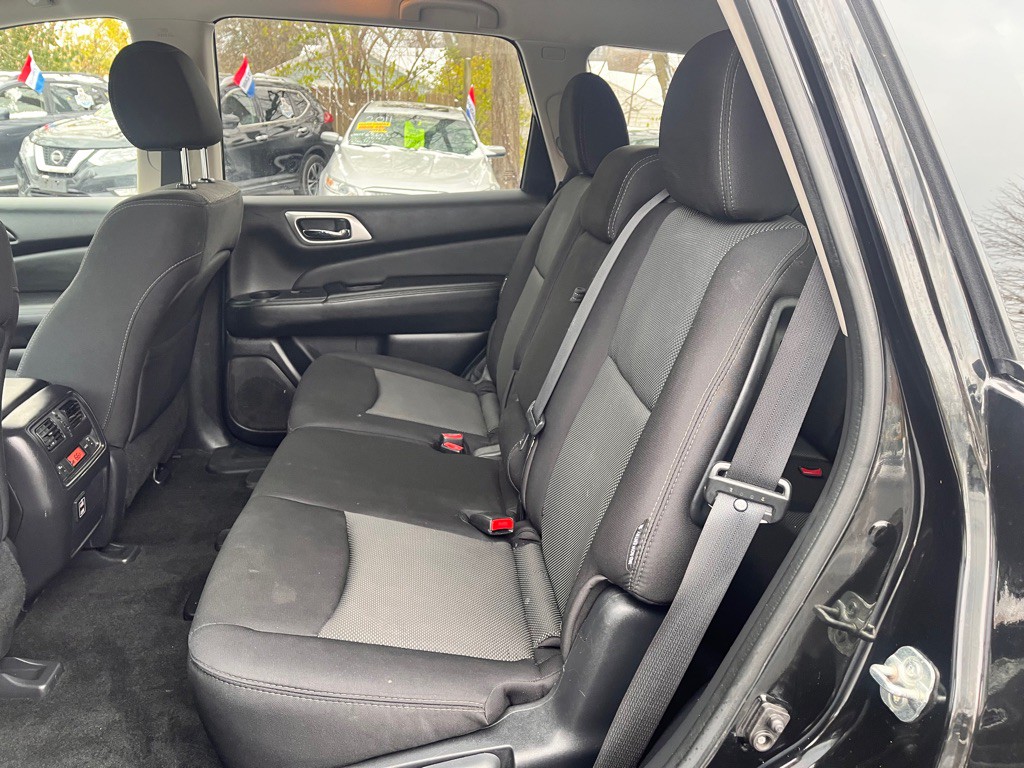 2018 Nissan Pathfinder Image 29