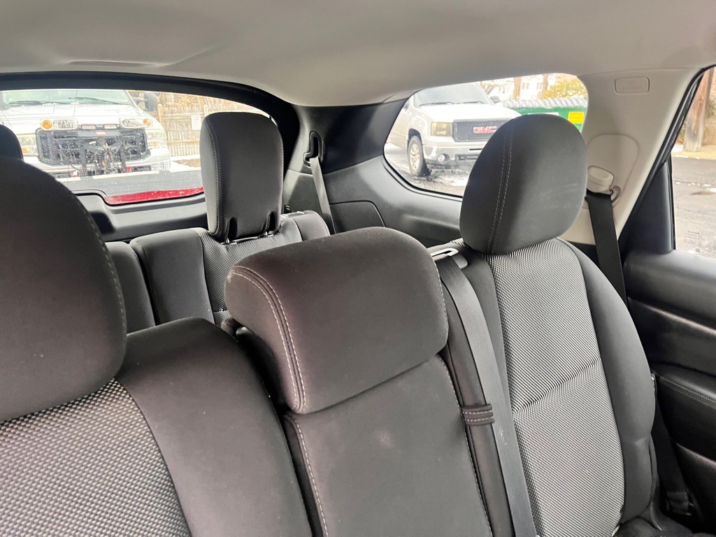 2018 Nissan Pathfinder Image 32