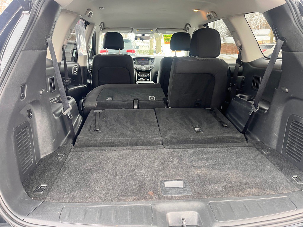 2018 Nissan Pathfinder Image 45