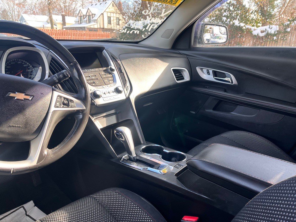 2012 Chevrolet Equinox Image 21