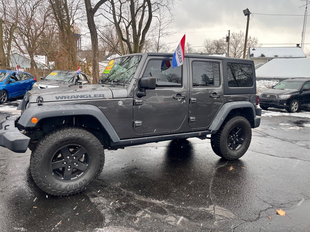 2017 Jeep Wrangler Unlimited Image 2