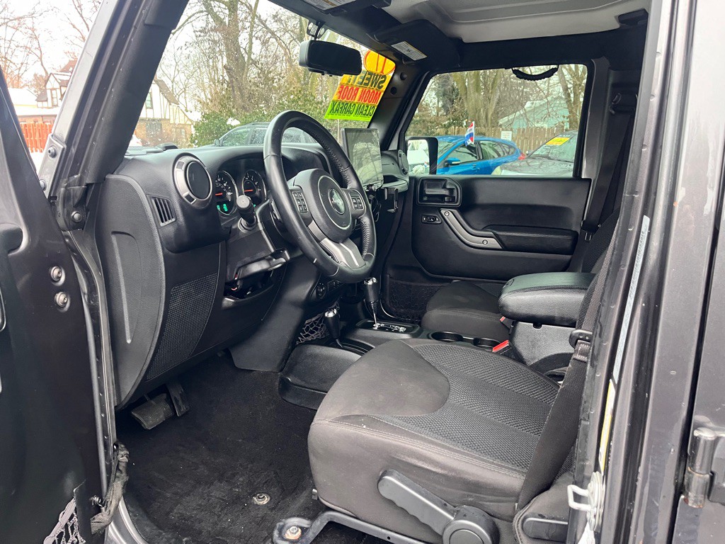 2017 Jeep Wrangler Unlimited Image 16