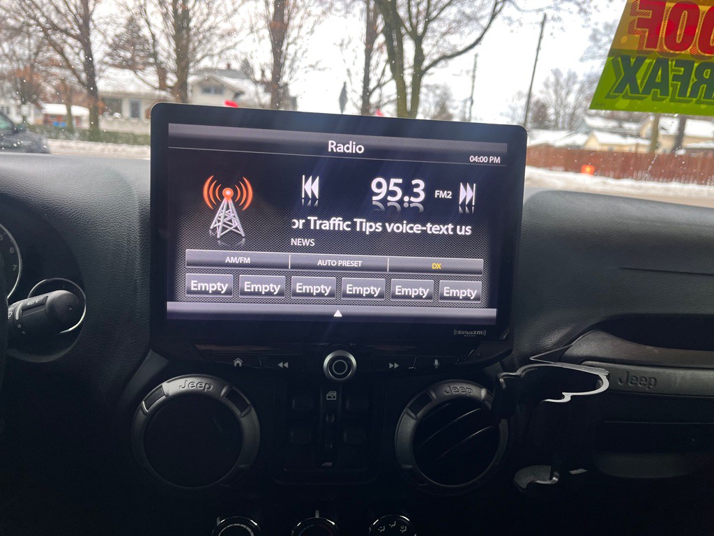 2017 Jeep Wrangler Unlimited Image 33