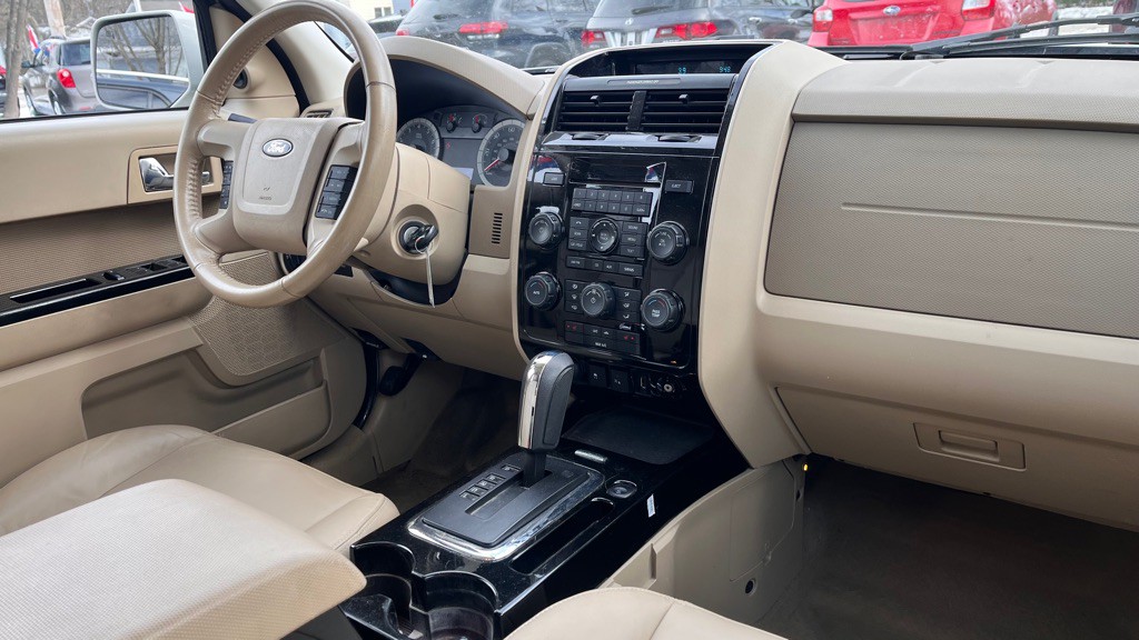 2009 Ford Escape Image 22