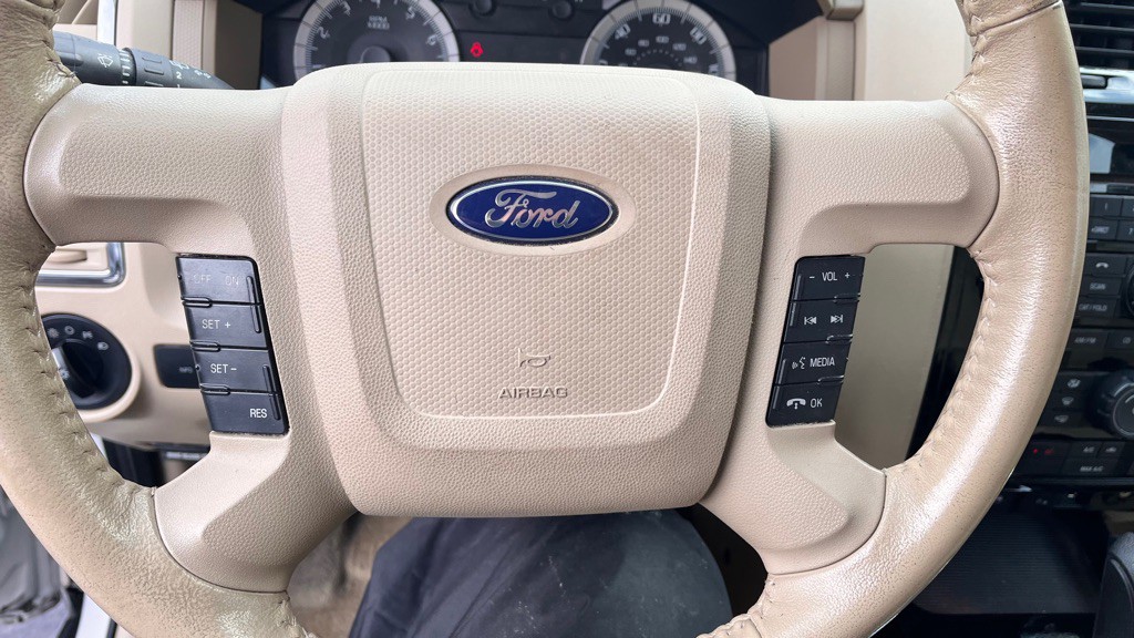2009 Ford Escape Image 30