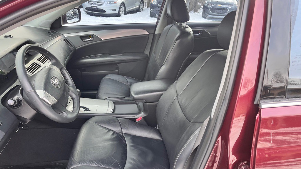 2008 Toyota Avalon Image 16