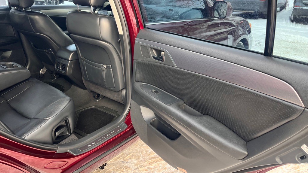 2008 Toyota Avalon Image 26