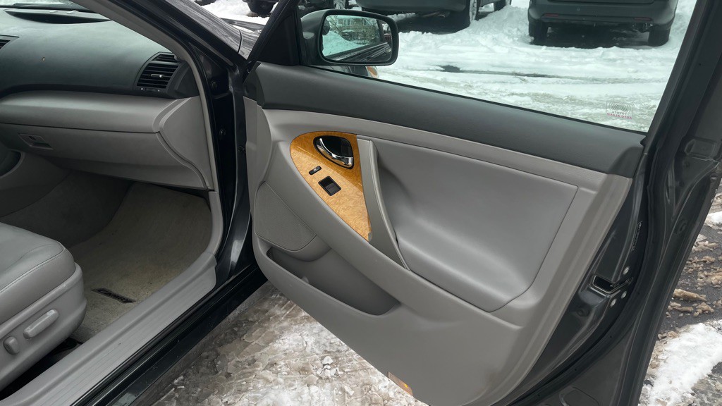 2007 Toyota Camry Image 28