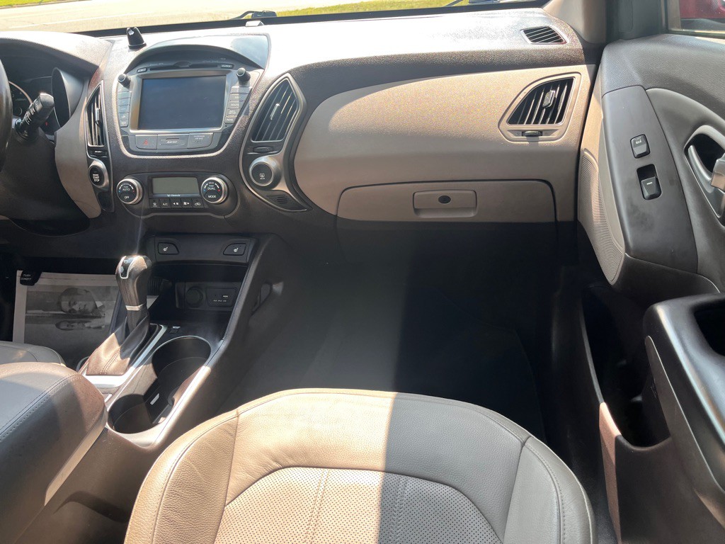 2015 Hyundai Tucson Image 22