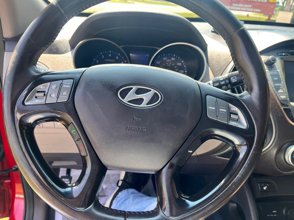 2015 Hyundai Tucson Image 32