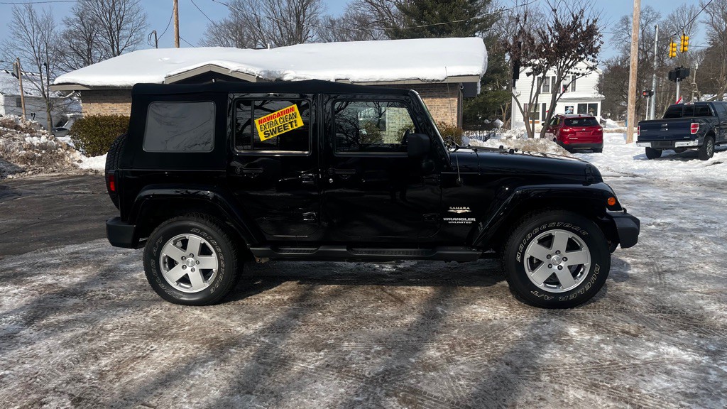 2012 Jeep Wrangler Unlimited Image 8