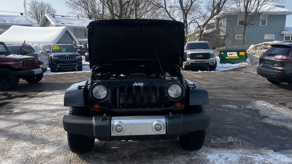 2012 Jeep Wrangler Unlimited Image 12