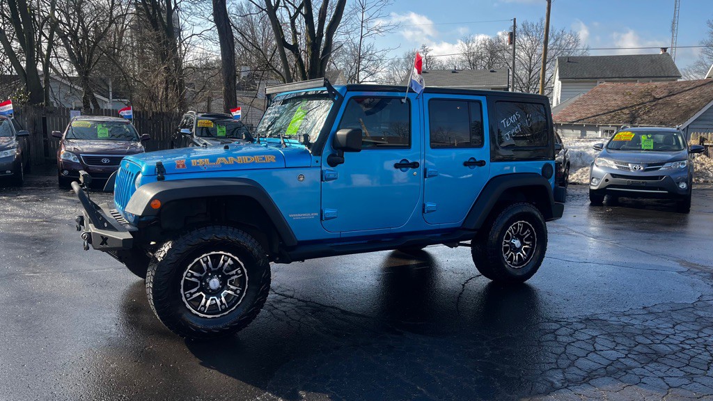 2010 Jeep Wrangler Unlimited Image 3