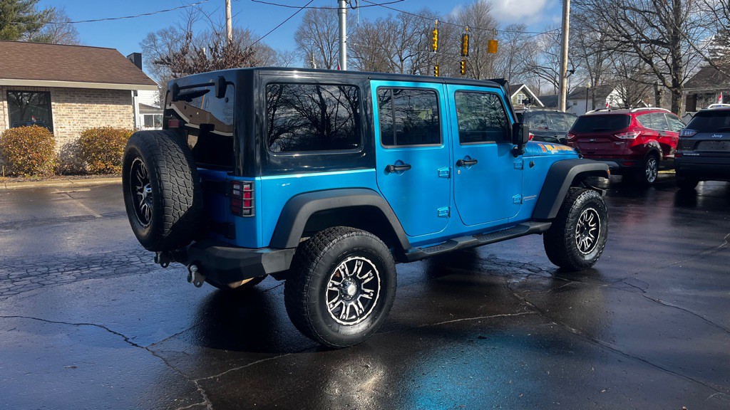 2010 Jeep Wrangler Unlimited Image 10