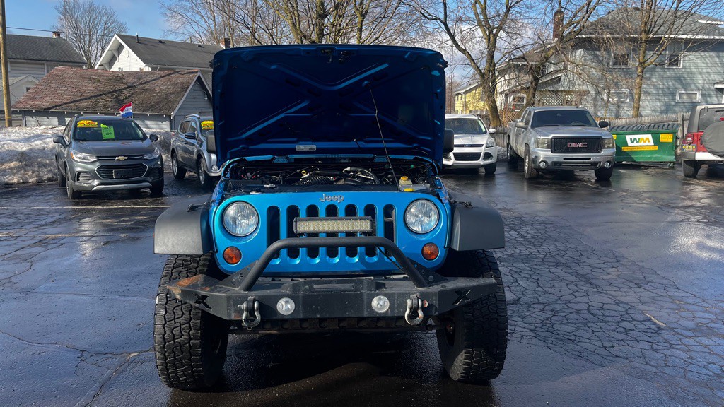 2010 Jeep Wrangler Unlimited Image 17