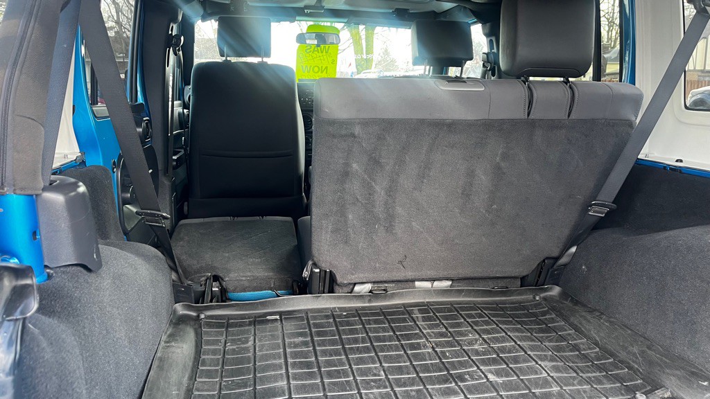 2010 Jeep Wrangler Unlimited Image 44