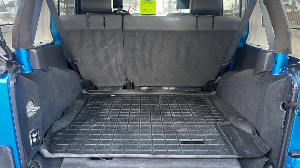 2010 Jeep Wrangler Unlimited Image 46