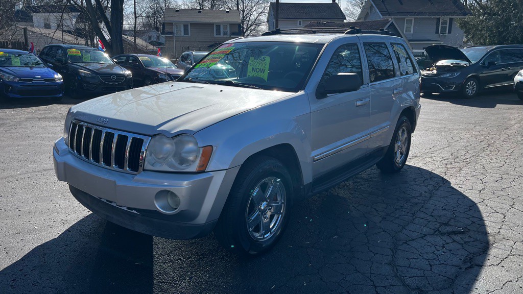 2006 Jeep Grand Cherokee Image 1