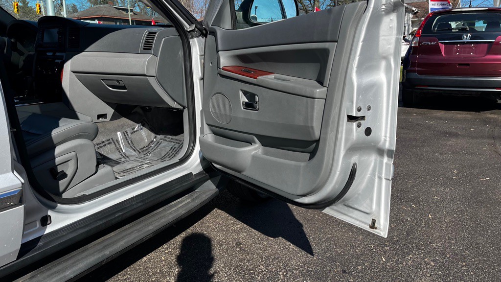 2006 Jeep Grand Cherokee Image 36