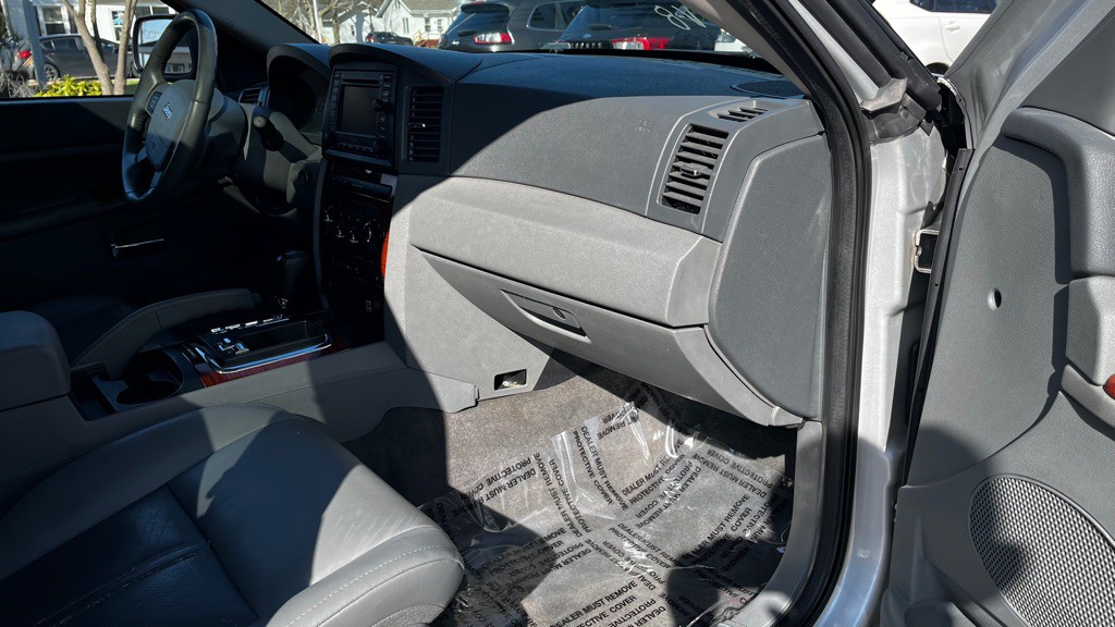 2006 Jeep Grand Cherokee Image 37