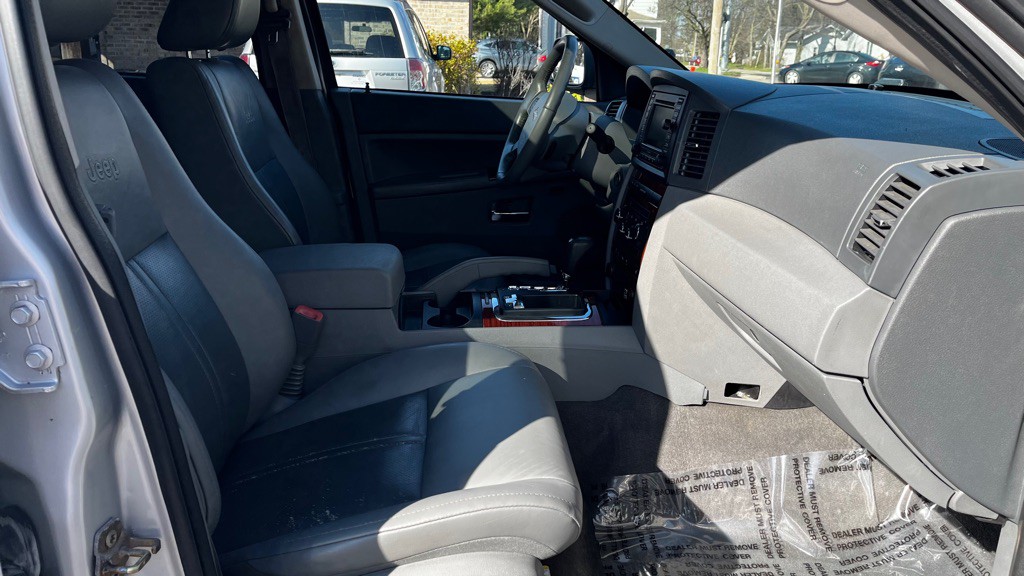 2006 Jeep Grand Cherokee Image 38
