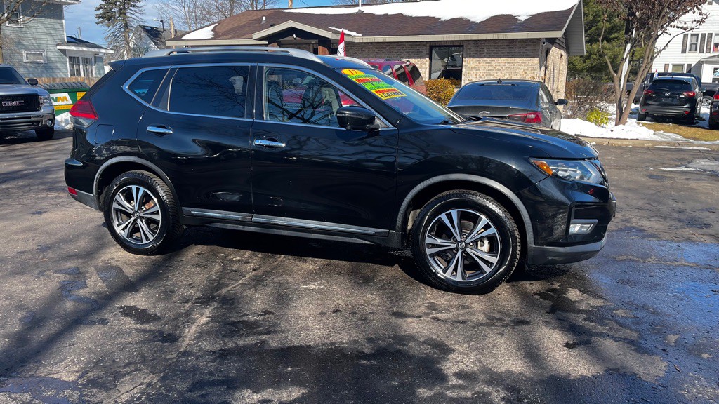 2017 Nissan Rogue Image 10