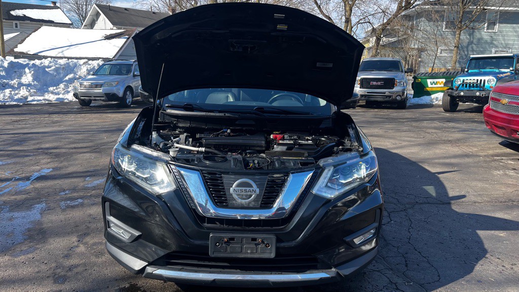2017 Nissan Rogue Image 13