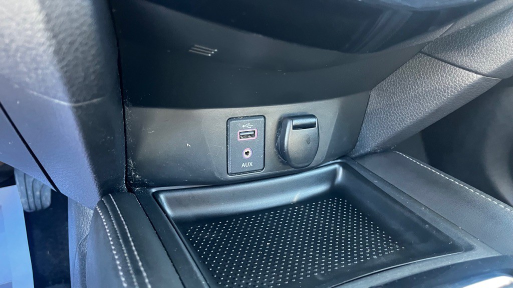 2017 Nissan Rogue Image 16