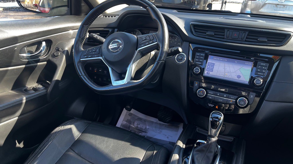 2017 Nissan Rogue Image 41