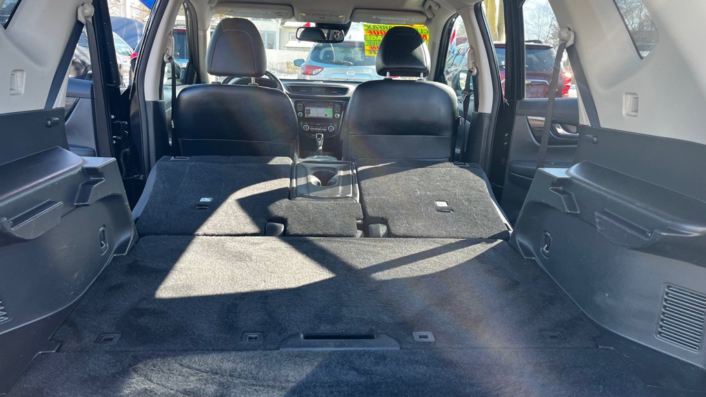 2017 Nissan Rogue Image 47