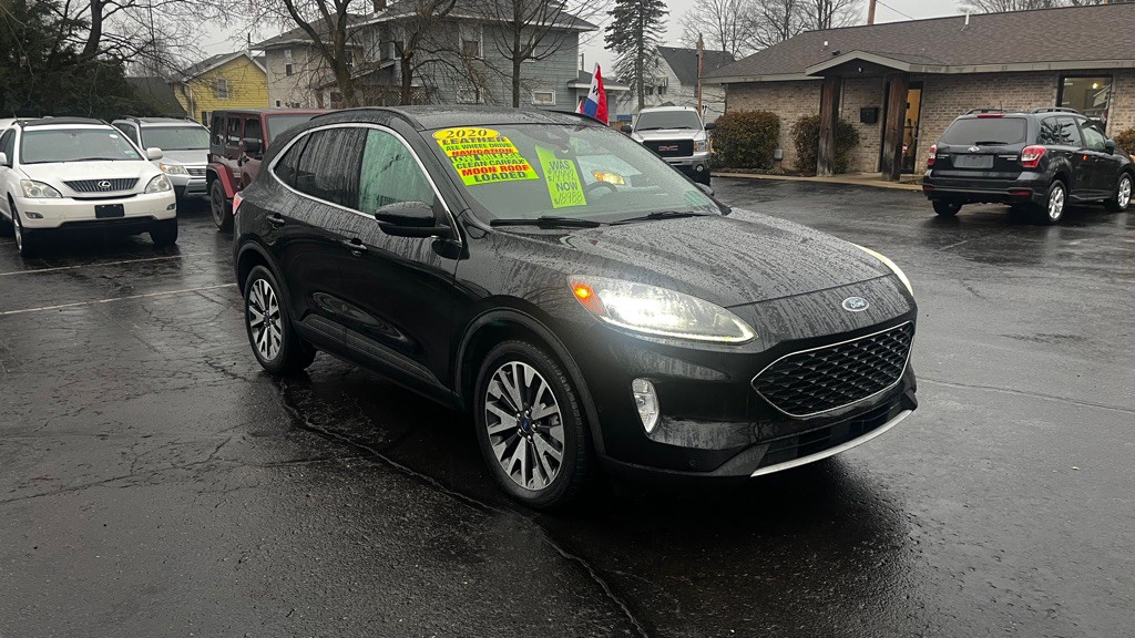 2020 Ford Escape Image 10