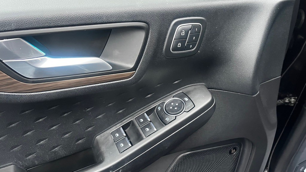 2020 Ford Escape Image 22