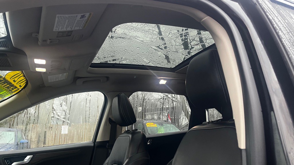 2020 Ford Escape Image 25