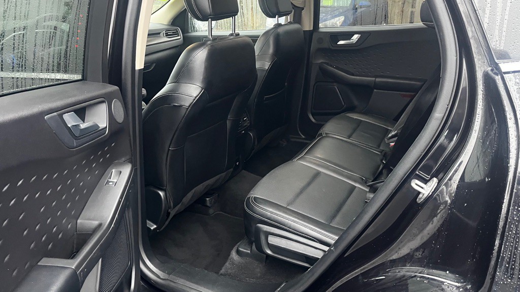 2020 Ford Escape Image 35