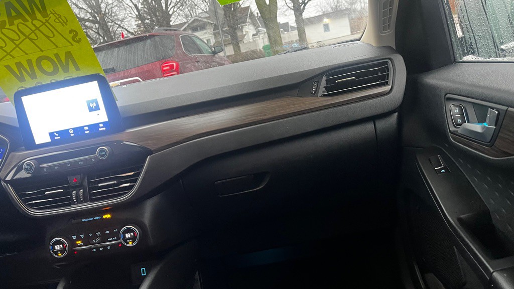 2020 Ford Escape Image 38