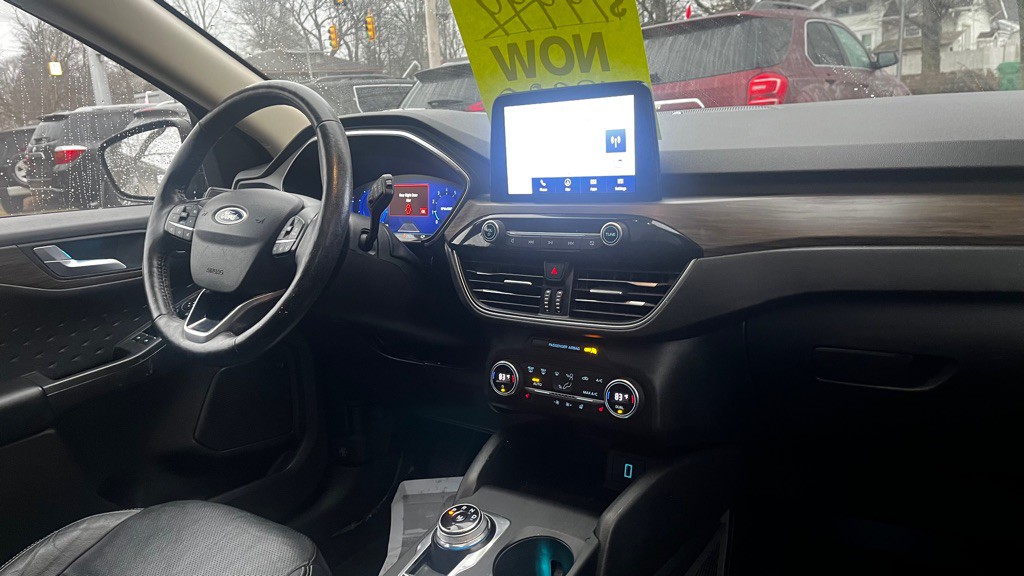 2020 Ford Escape Image 39