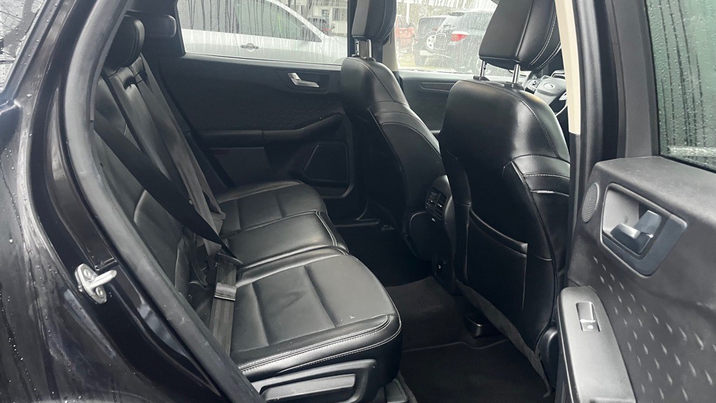 2020 Ford Escape Image 43