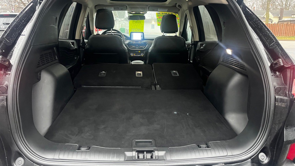 2020 Ford Escape Image 46