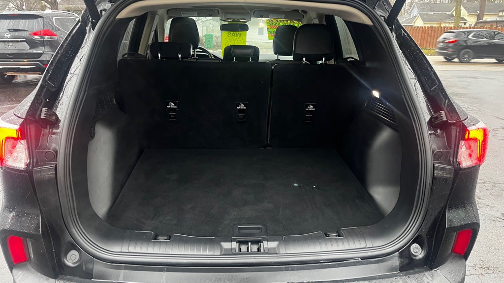 2020 Ford Escape Image 47