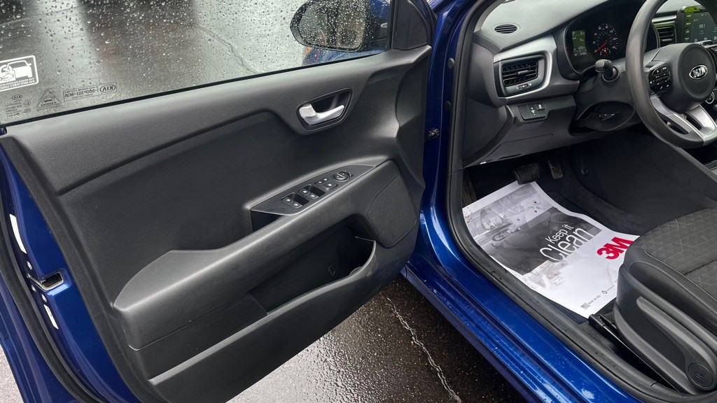 2019 Kia Rio Image 25