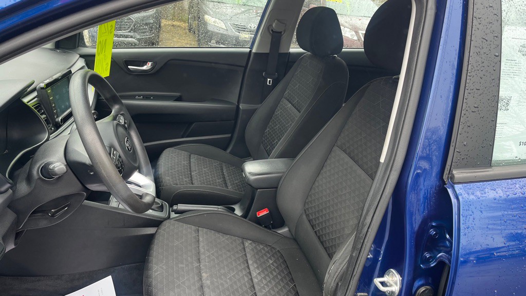 2019 Kia Rio Image 28