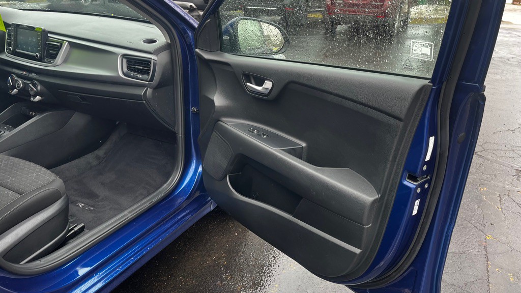 2019 Kia Rio Image 29