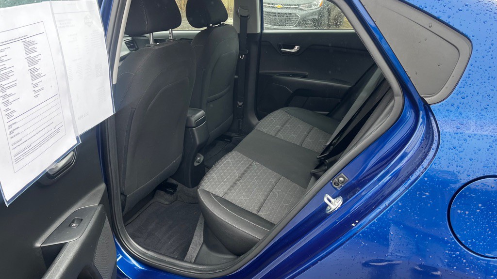 2019 Kia Rio Image 36