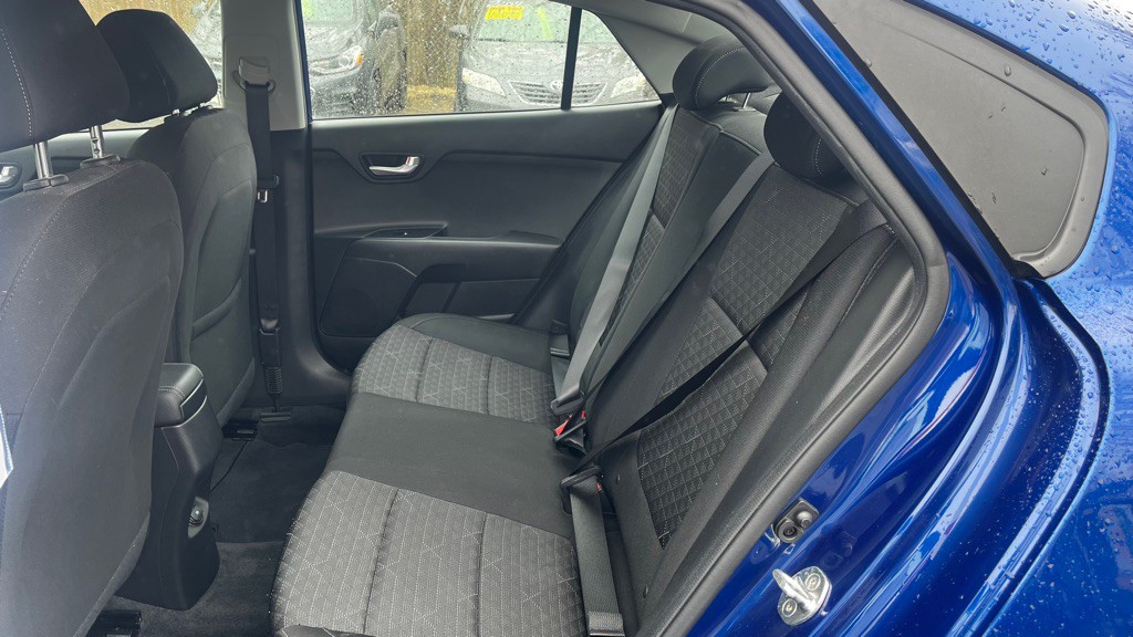 2019 Kia Rio Image 37