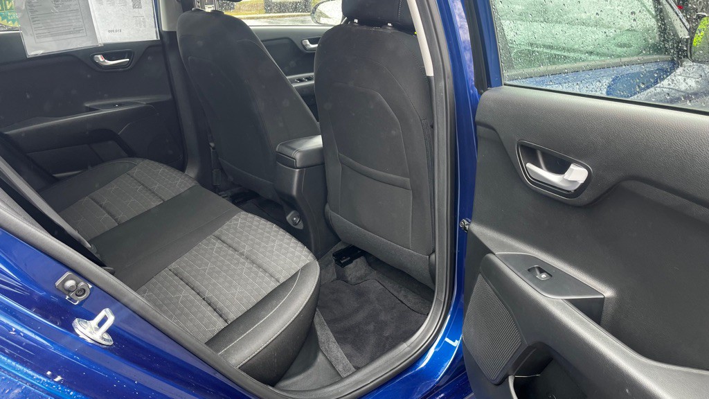 2019 Kia Rio Image 41