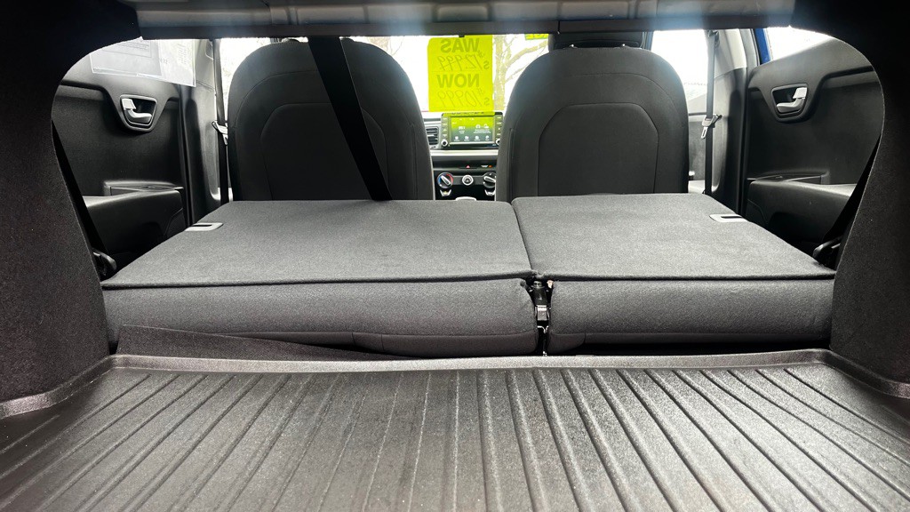 2019 Kia Rio Image 42