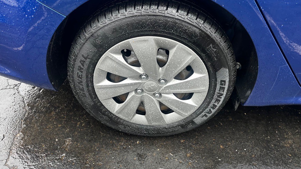 2019 Kia Rio Image 46